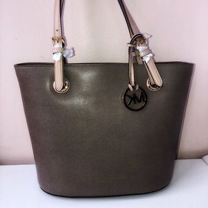 Michael Kors Tote Purse 👜
